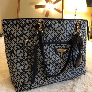 Tommy Hilfiger Tote Bag